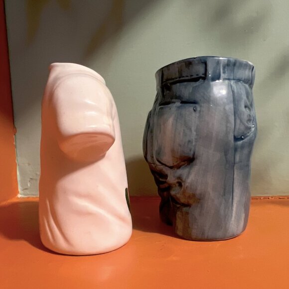 Rare Vintage T-Shirt & Jeans Salt & Pepper Shakers | Watermelons Kitchen Decor - Picture 6 of 10